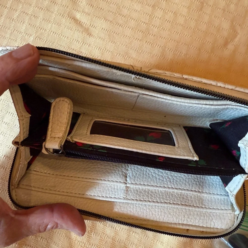 Betsey Johnson wallet